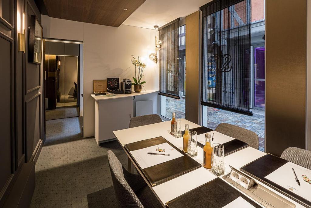 Hotel Relais Saint Jean Труа Экстерьер фото